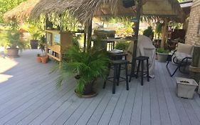 Harsens Island Getaway Resort